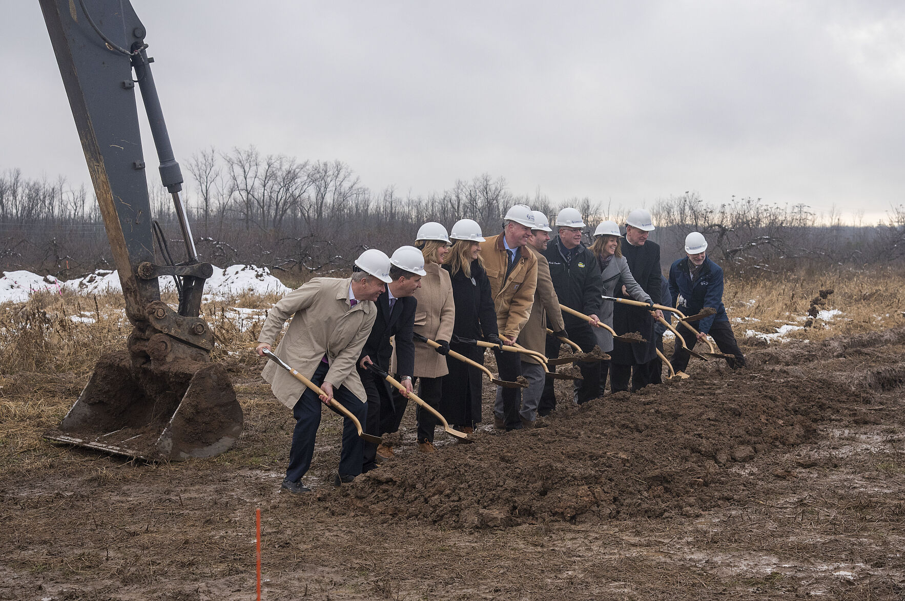 211130 Hospital Groundbreaking 1